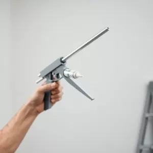 Pistolet do kleju montażowego jak używać