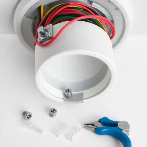 Demontaż lampy cena