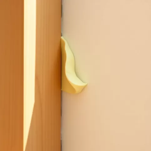 Jak używać pianki montażowej