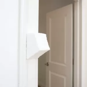 Jaka pianka do montażu drzwi wewnętrznych