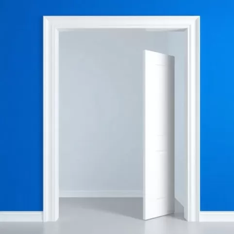 Montaż drzwi przed czy po malowaniu