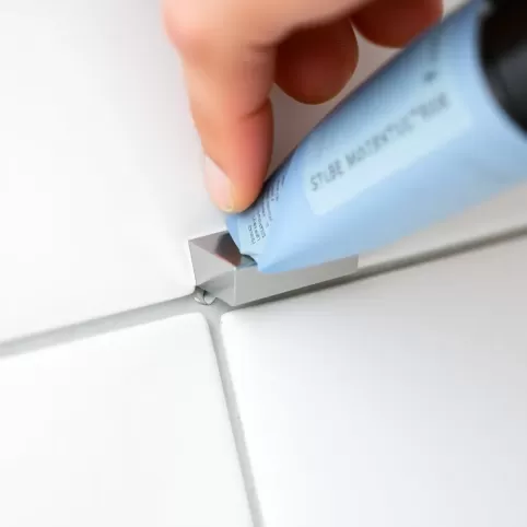 Montaż listwy narożne do płytek cena