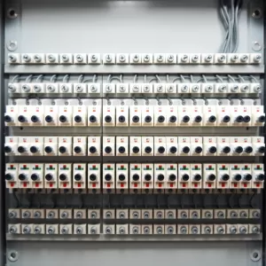 Montaż modułów w rozdzielnicy cena