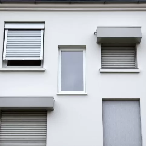 Rodzaje montażu rolet zewnętrznych